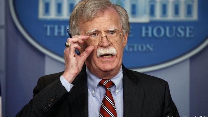 Trump Pecat Penasihat Keamanan Nasional John Bolton